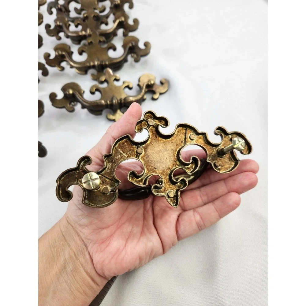 12 VINTAGE Keeler Brass Co KBC Chippendale Batwing Drawer Handles Pulls 2278
